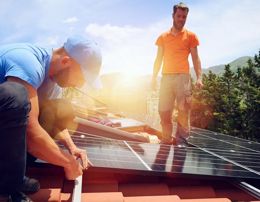 Installation de panneaux photovoltaïques
